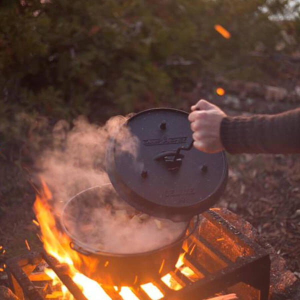 12″ Deluxe Dutch Oven – 9 Quart by Camp Chef
