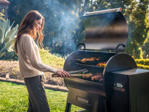Advantages of Pellet Smokers - campingaustralia.com.au