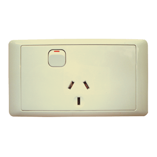 CMS Single Beige 10AMP Power Outlet w/20AMP Install Couplers