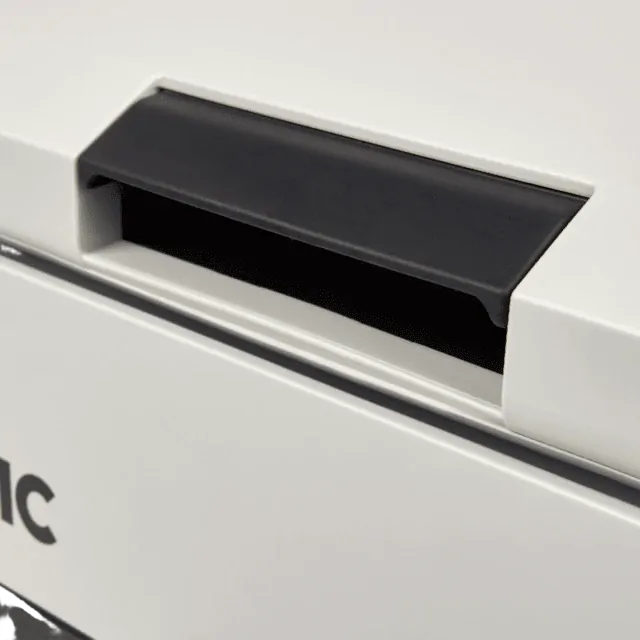 Dometic CFF 45 Pack Portable Fridge/Freezer - 44L