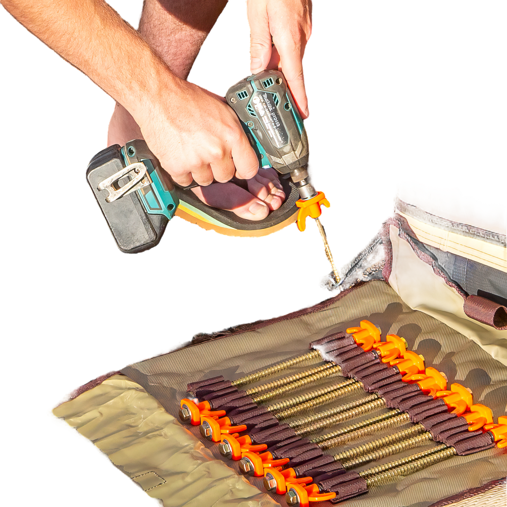 16 Piece Screw In Tent Peg Set by Cranky Croc