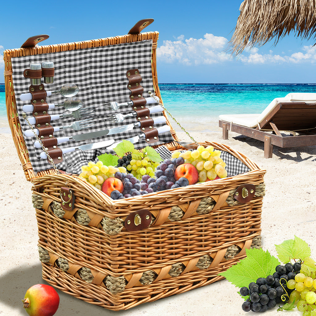 4 Person Picnic Basket Set with Cutlery, Plates & Glasses