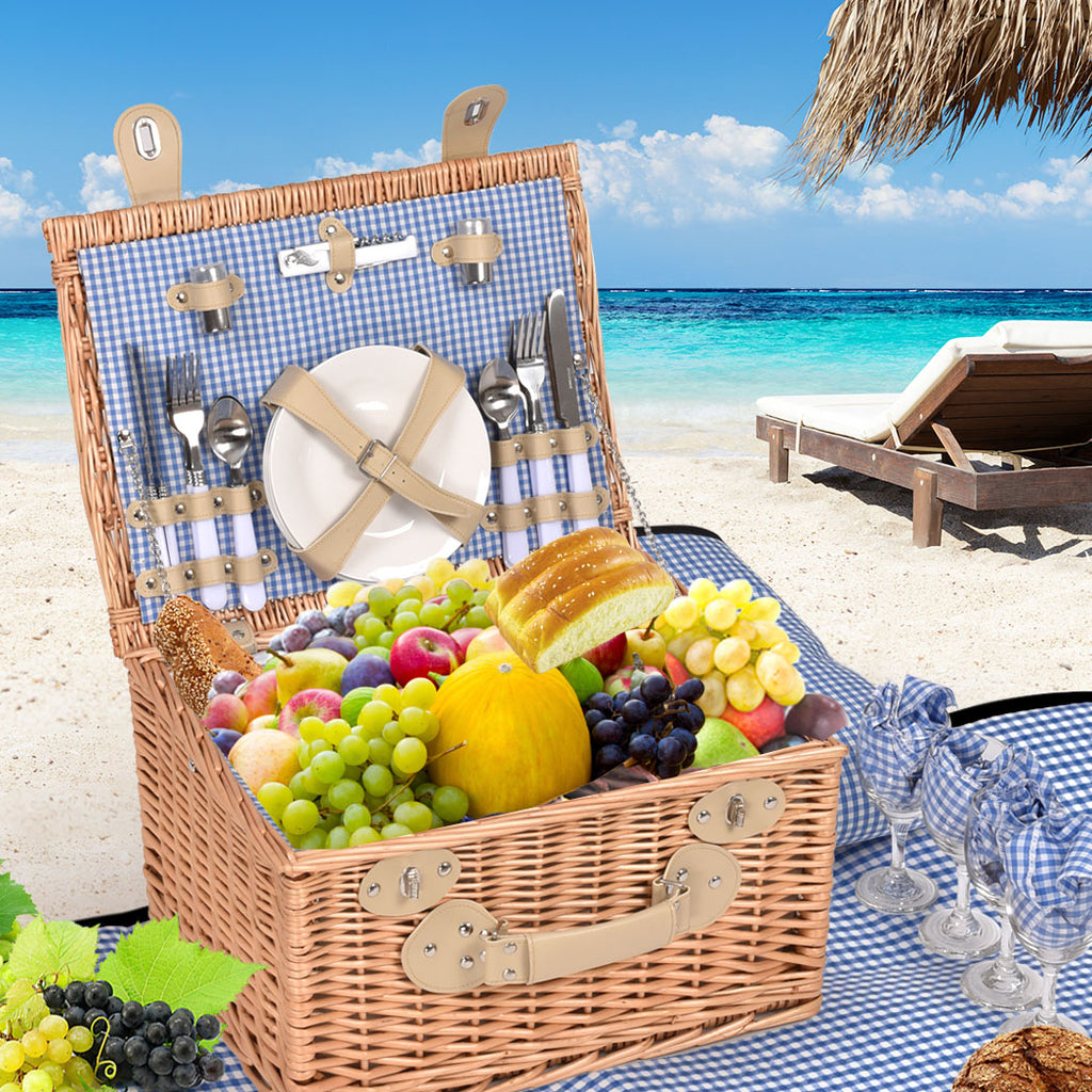 4 Person Picnic Basket Set with Cutlery, Plates & Cooler