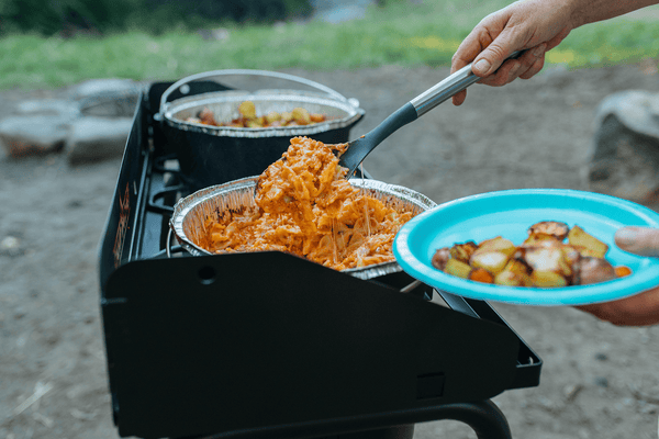 Camp Chef 14" Deluxe Dutch Oven