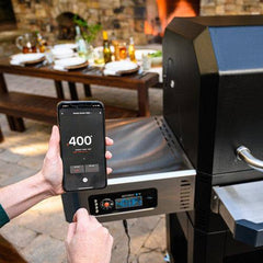 Masterbuilt Gravity Series™ 1050 Digital Charcoal Grill + Smoker
