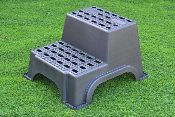 Double Step 200KG Rated MIL3797 by Milenco